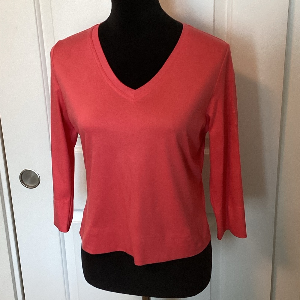 Faconnable Women's V-Neck Long Sleeve Top in Coral M